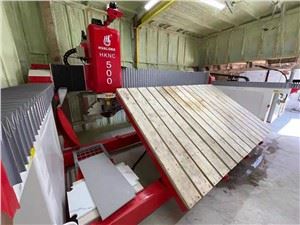 5 tengelyes monoblokk CNC hídfűrész